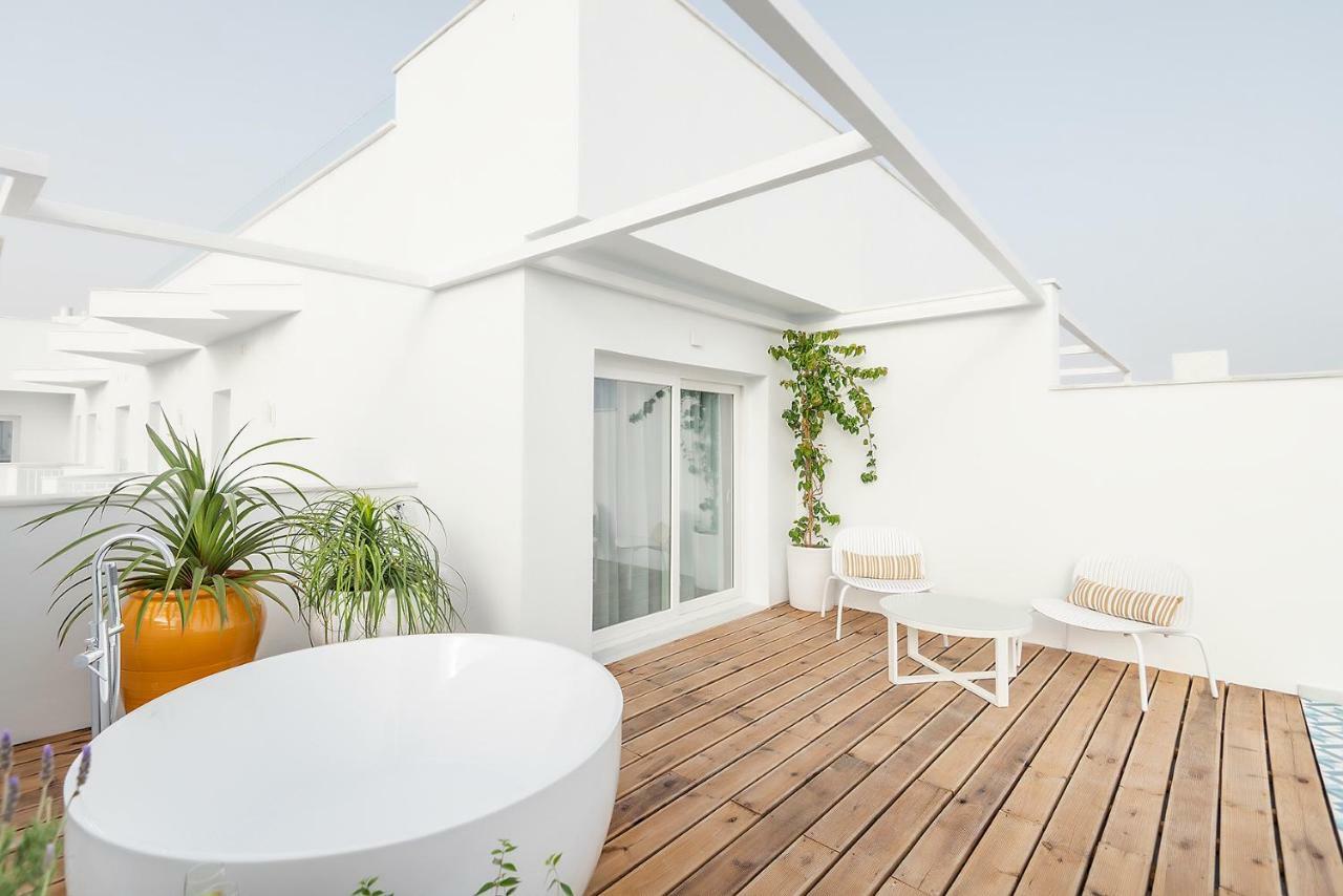 Alzocaire Hostal Boutique Conil De La Frontera Bagian luar foto